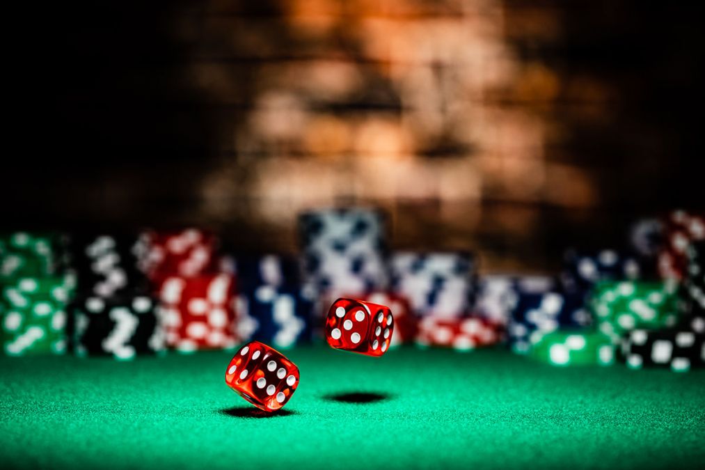 casino-chips-dices